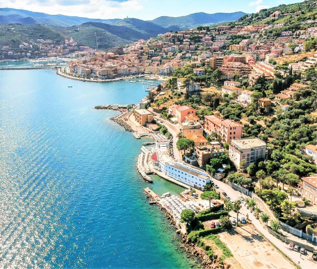 Hotel La Caletta Porto Santo Stefano  Exterior photo